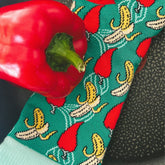 Chaussettes colorés par paire ou à l'unique marque français avec design en collaboration avec des artistes par Quanailles sur meanwhile boutique